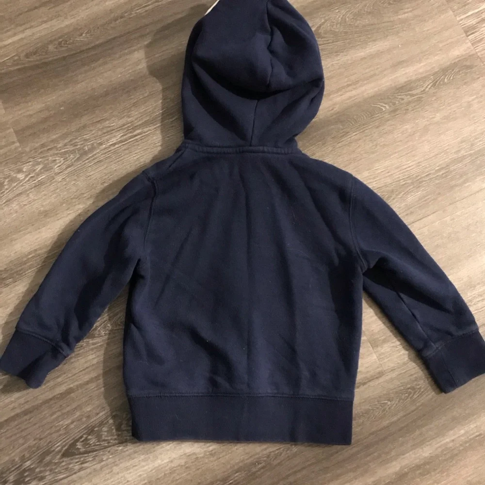 GAP 2T  shark hooded zipper sweatshirt